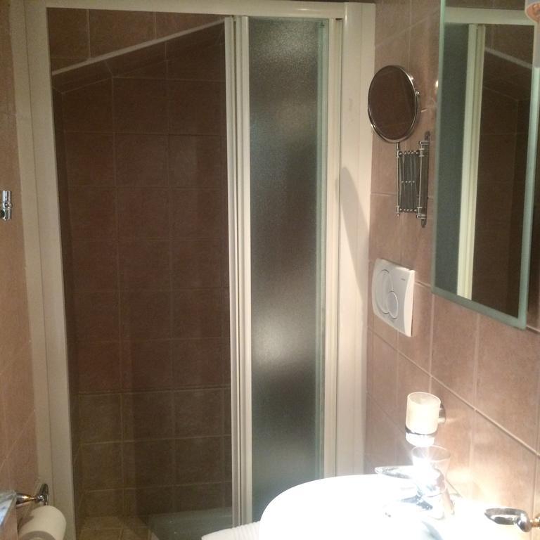 Tamara'S Suites Rom Zimmer foto