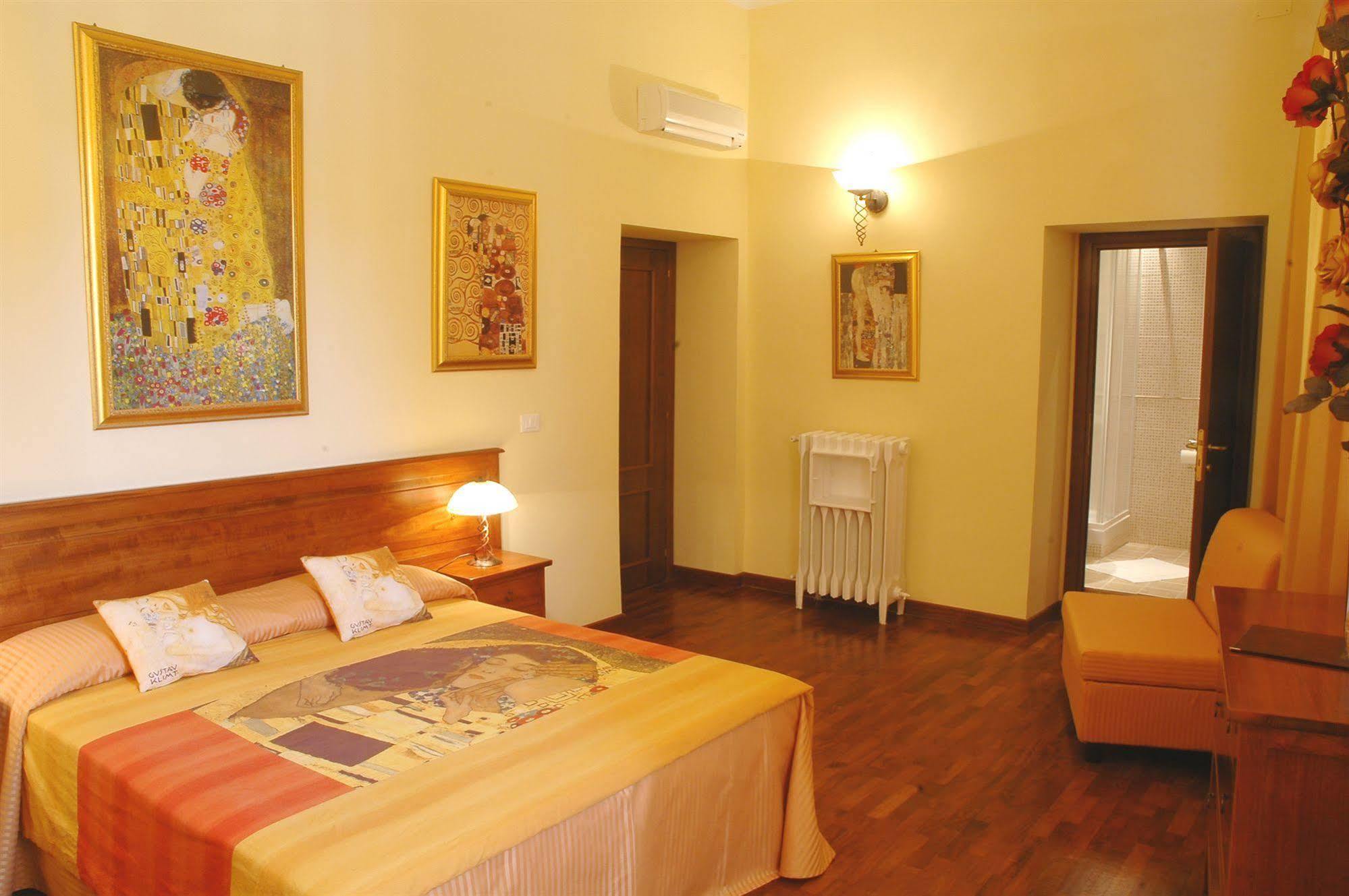 Tamara'S Suites Rom Exterior foto