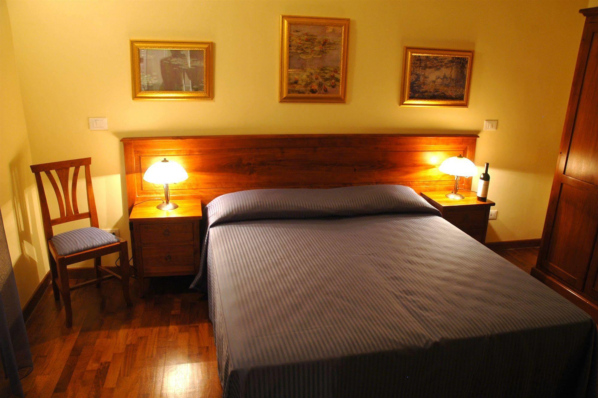 Tamara'S Suites Rom Exterior foto